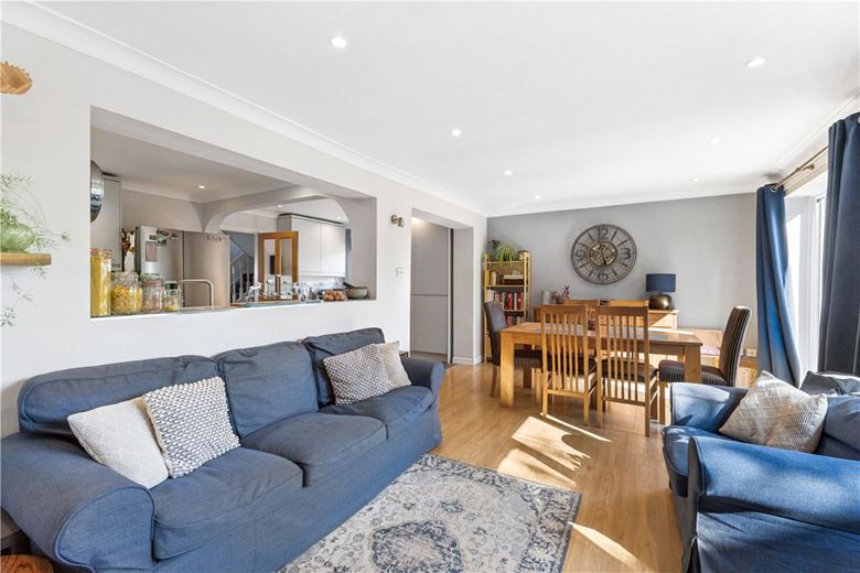 4 bedroom house, Forge Lane, West Overton SN8 - Available