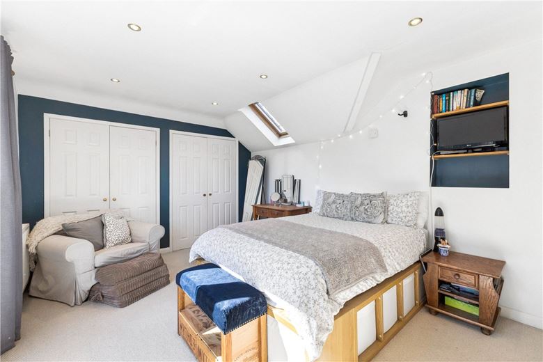 4 bedroom house, Forge Lane, West Overton SN8 - Available