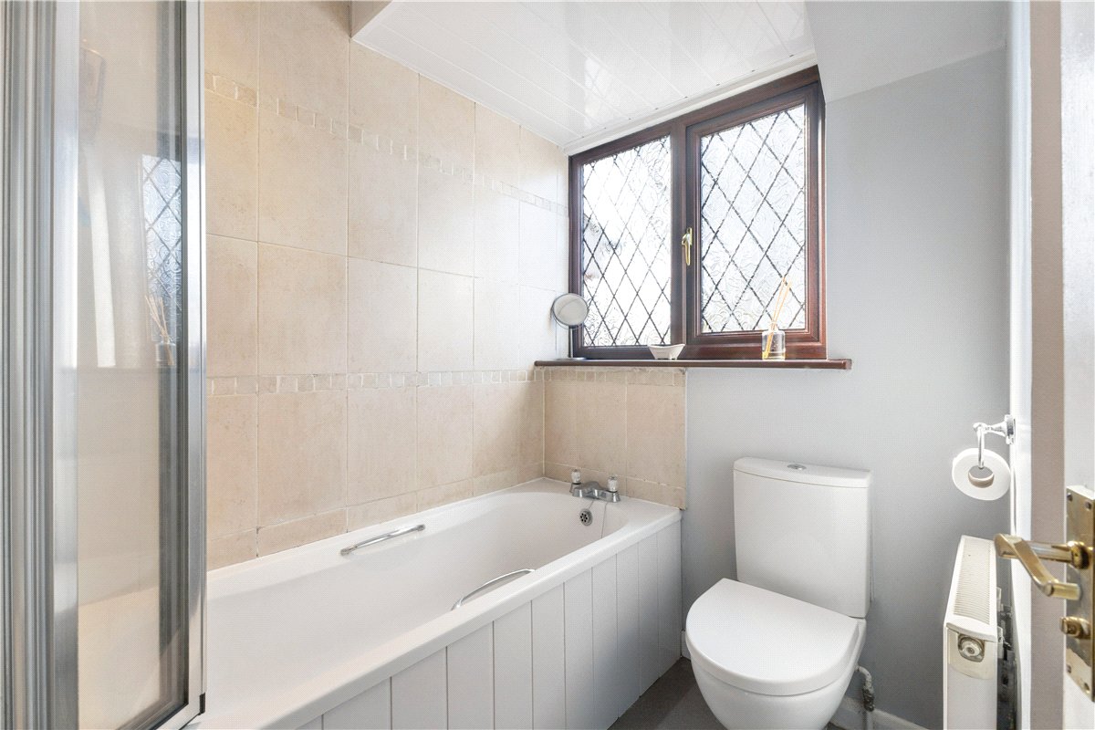 4 bedroom house, Forge Lane, West Overton SN8 - Available