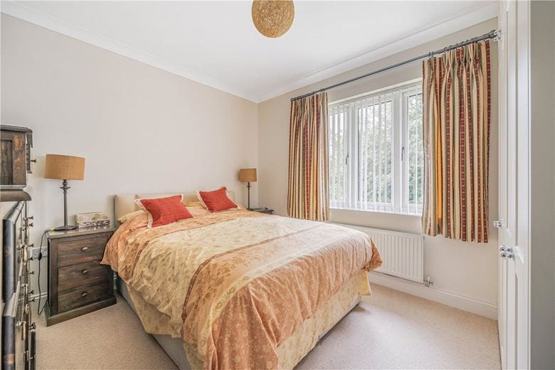 3 bedroom house, Priory Court, Marlborough SN8 - Available