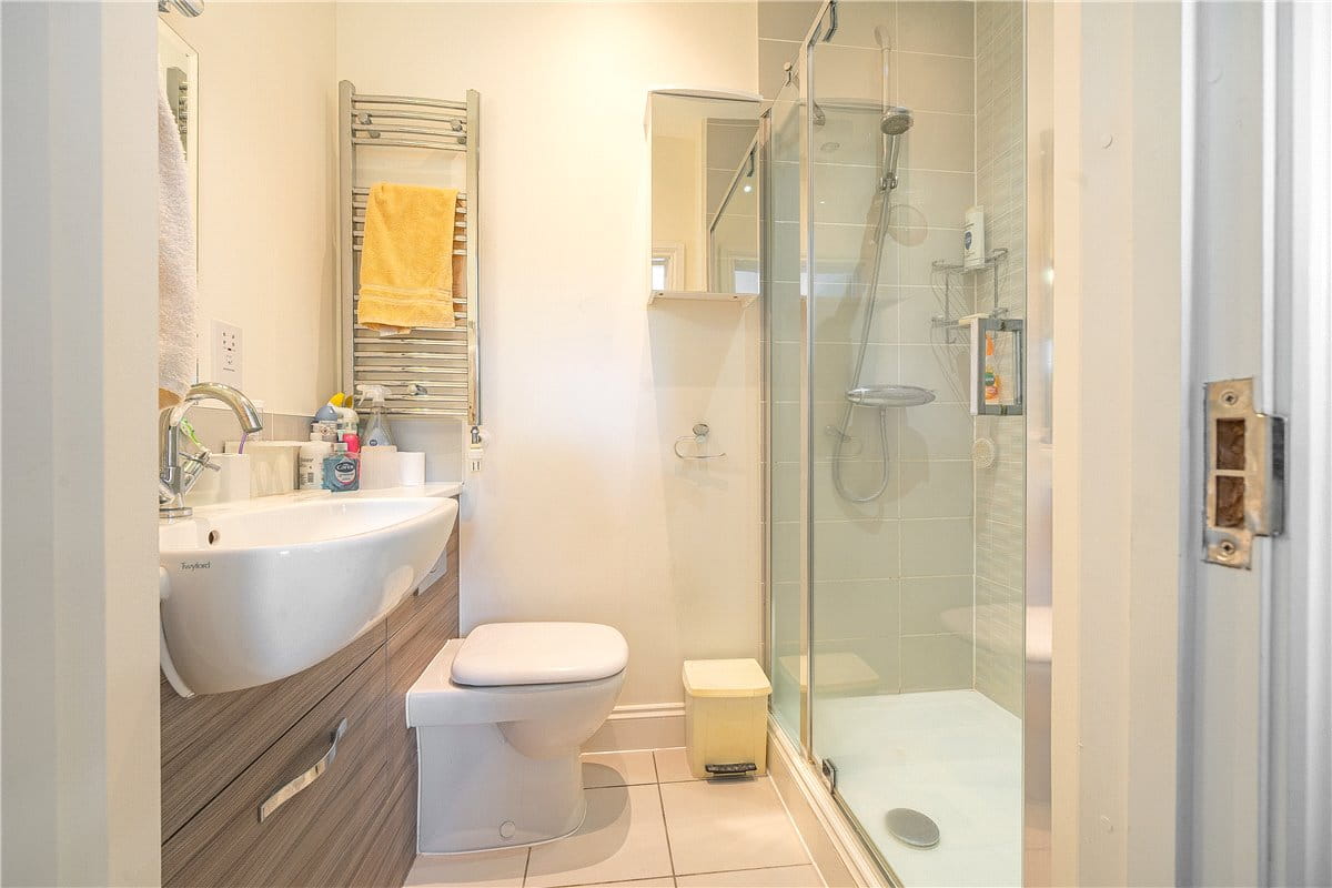 3 bedroom house, Priory Court, Marlborough SN8 - Available