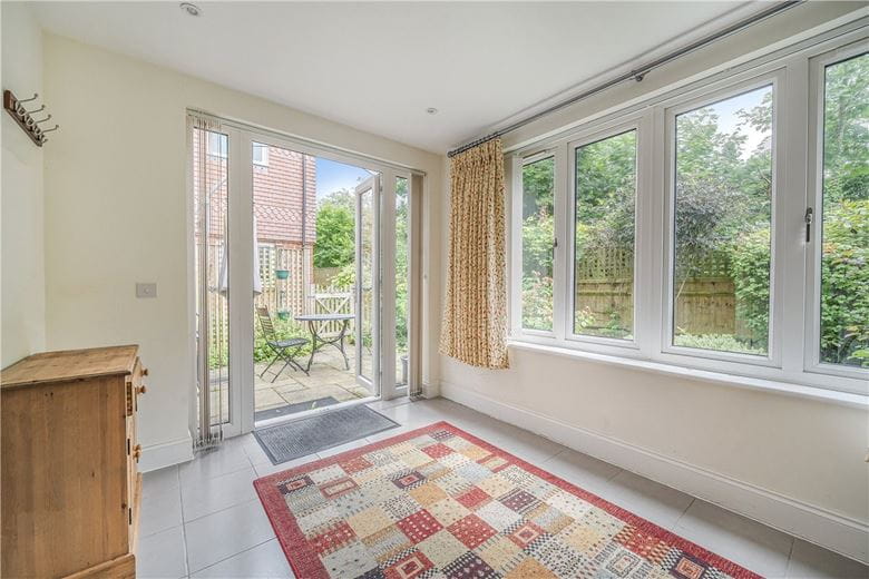 3 bedroom house, Priory Court, Marlborough SN8 - Available