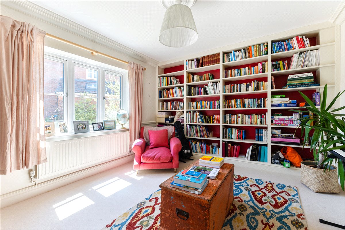 4 bedroom house, Granary Road, Great Bedwyn SN8 - Sold