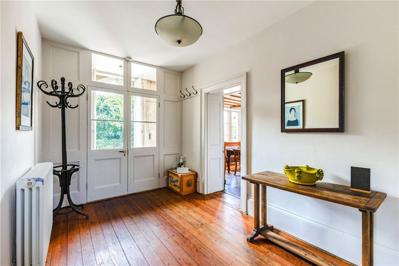 3 bedroom house, West Street, Aldbourne SN8 - Available