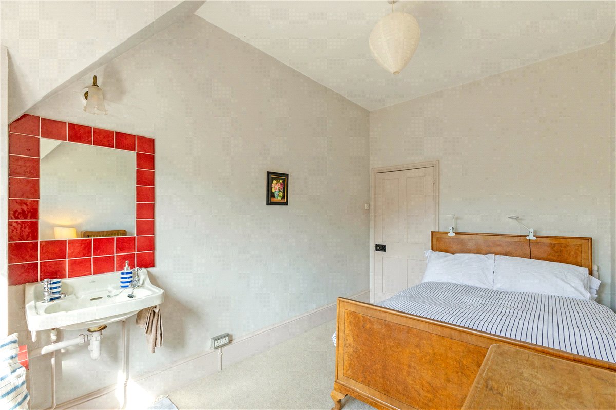 3 bedroom house, West Street, Aldbourne SN8 - Available