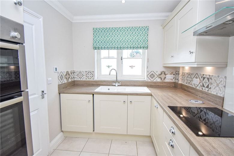 3 bedroom house, Crown Close, Pewsey SN9 - Available