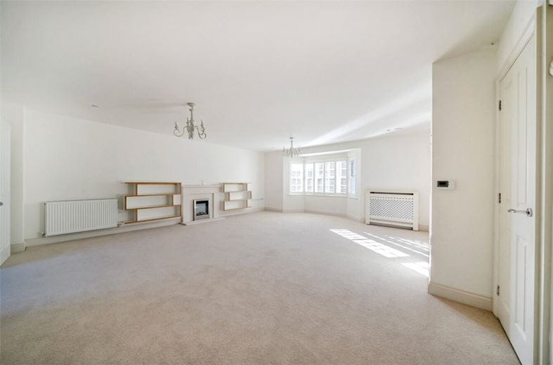 3 bedroom house, Clarendon Court, Marlborough SN8 - Available