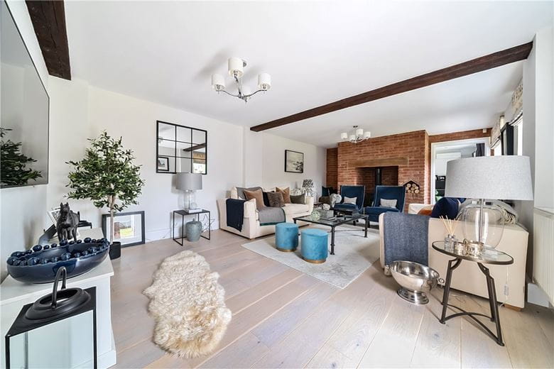 4 bedroom house, Oldbury Fields, Cherhill SN11 - Sold STC