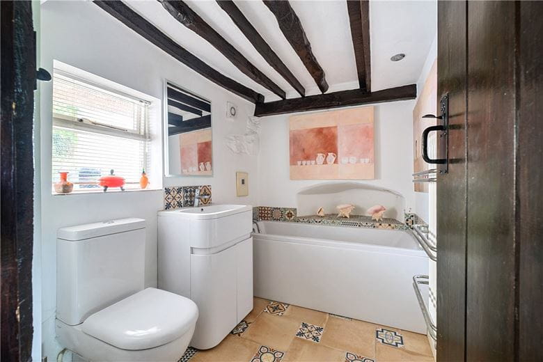 3 bedroom house, Wootton Rivers, Marlborough SN8 - Available