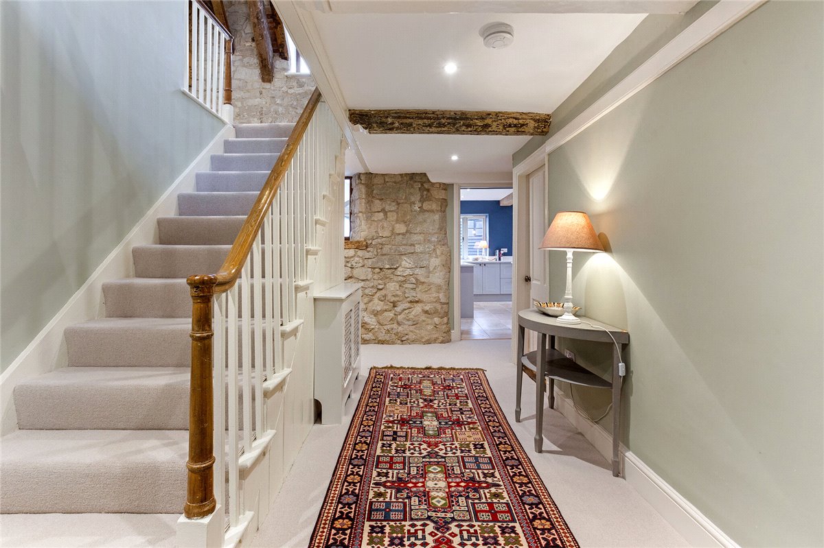 4 bedroom house, High Street, West Lavington SN10 - Available