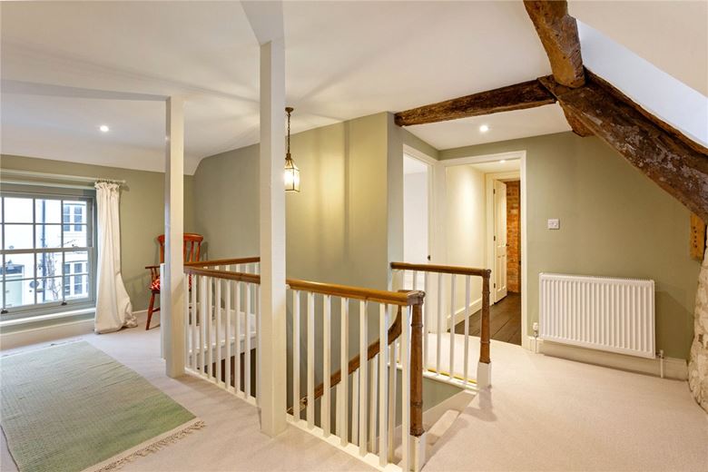 4 bedroom house, High Street, West Lavington SN10 - Available