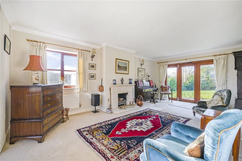 5 bedroom house, Church Lane, Lower Fyfield SN8 - Sold STC