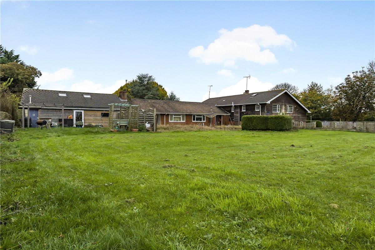 8 bedroom house, Fisher's Brook, Calne SN11 - Sold STC