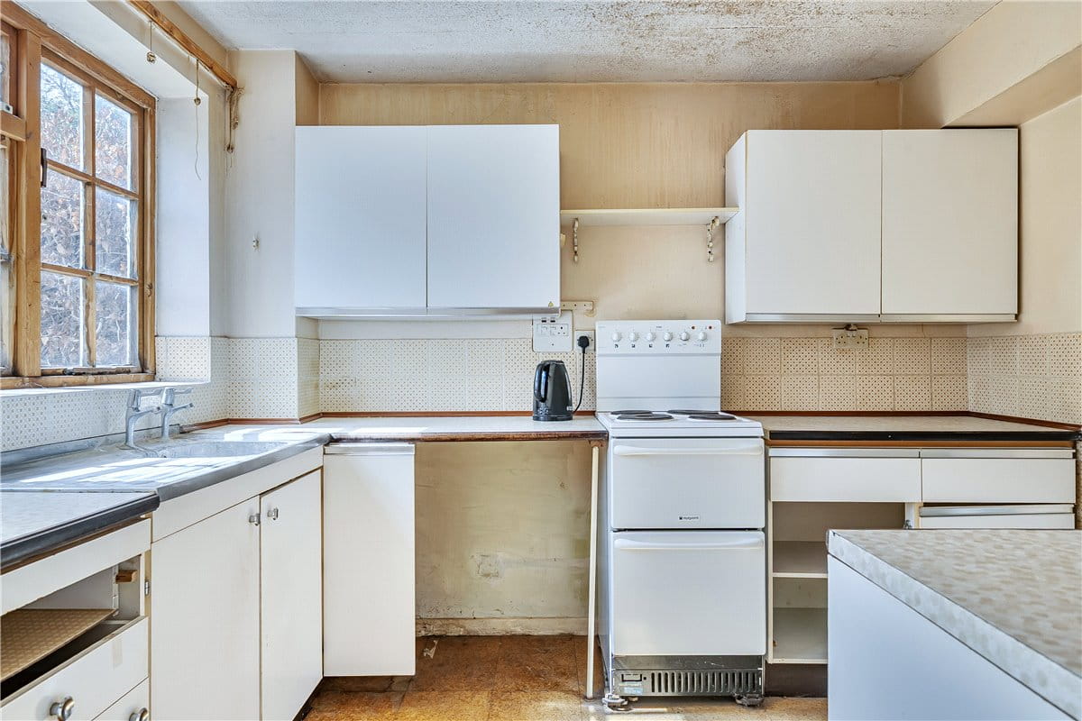 3 bedroom house, Southfield, West Overton SN8 - Sold STC