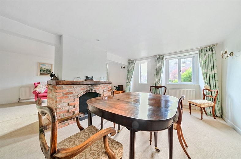 3 bedroom house, The Street, Cherhill SN11 - Sold STC