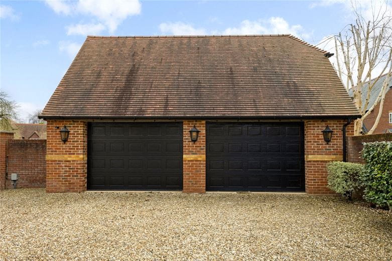 4 bedroom house, St. Helens Gardens, The Pitchens SN4 - Sold STC