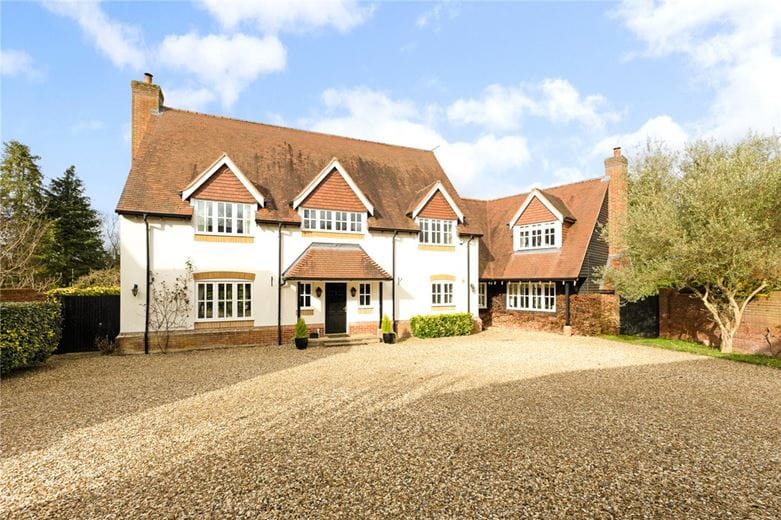 4 bedroom house, St. Helens Gardens, The Pitchens SN4 - Sold STC