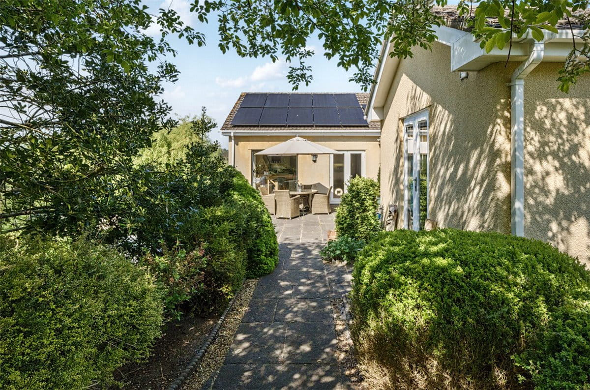 5 bedroom house, Studley Corner, Studley SN11 - Sold