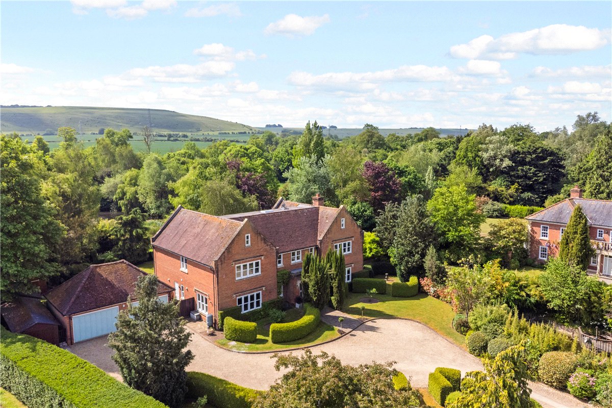 7 bedroom house, Milton Lilbourne, Pewsey SN9 - Available