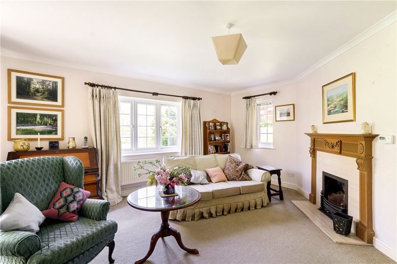 4 bedroom house, West Overton, Marlborough SN8 - Available