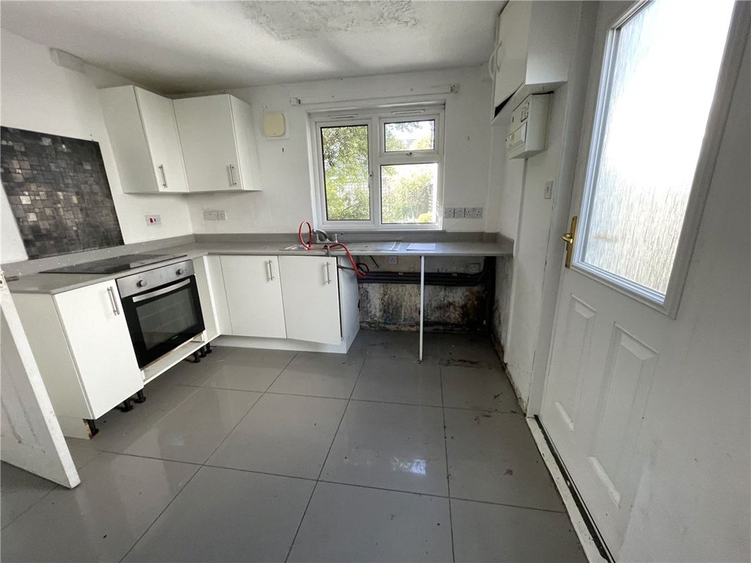 3 bedroom house, Bondfields, Woodborough SN9 - Sold STC