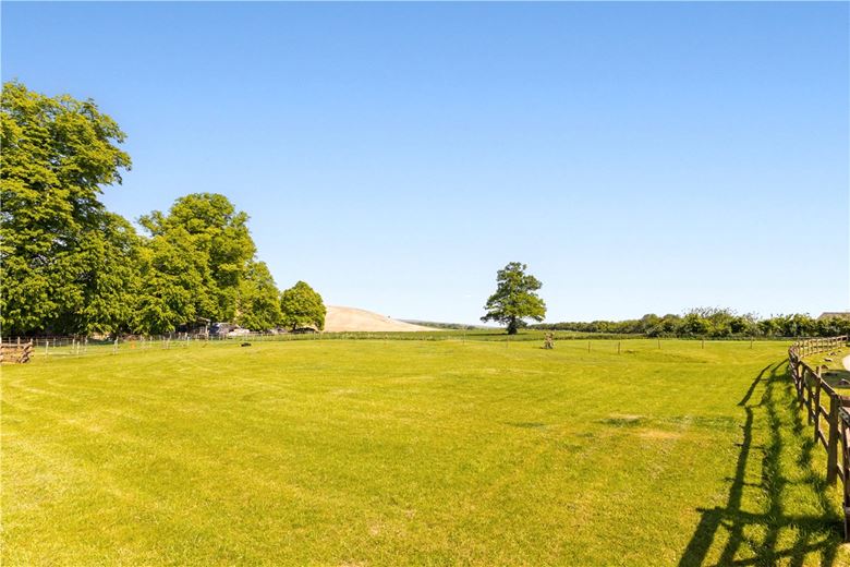 4 bedroom house, Russley Park, Baydon SN8 - Sold