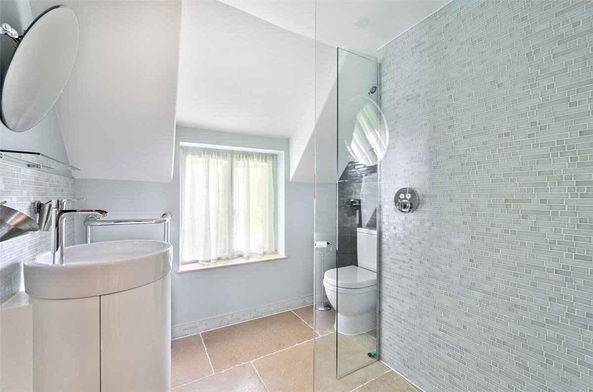 4 bedroom house, Yatesbury, Calne SN11 - Available