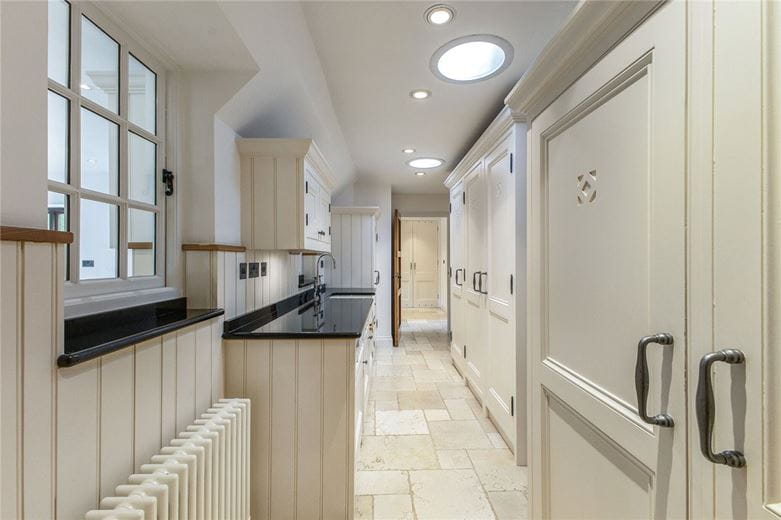 4 bedroom house, Broome Manor Lane, Swindon SN3 - Sold STC