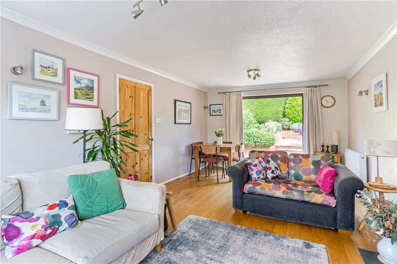 4 bedroom house, Hughes Close, Marlborough SN8 - Available