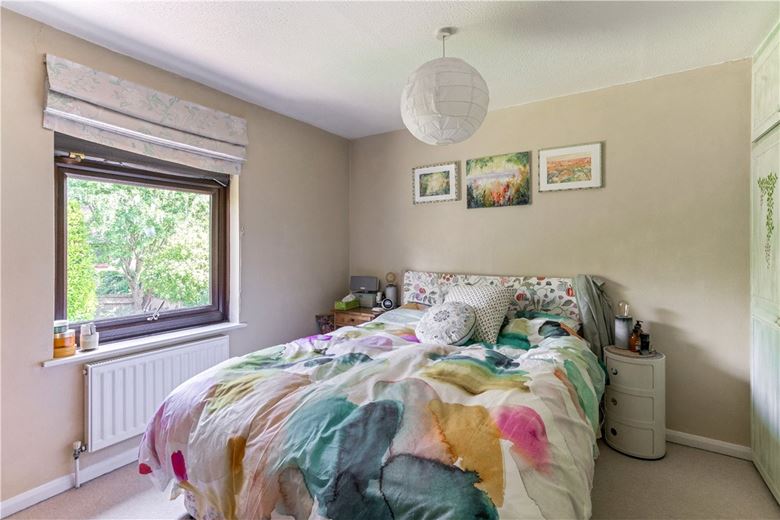 4 bedroom house, Hughes Close, Marlborough SN8 - Available