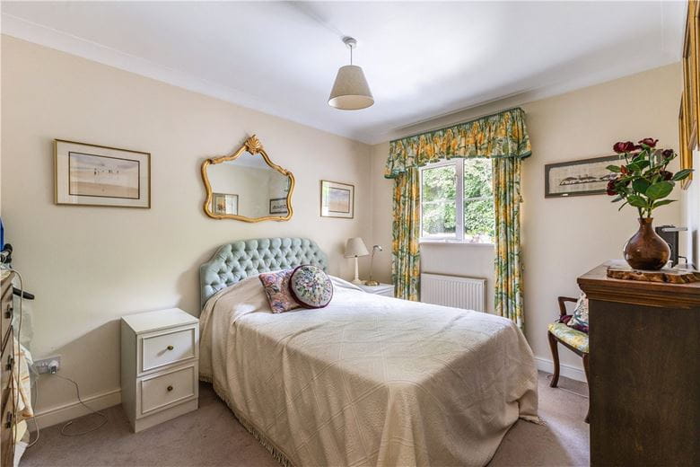 3 bedroom house, Back Lane, Marlborough SN8 - Available