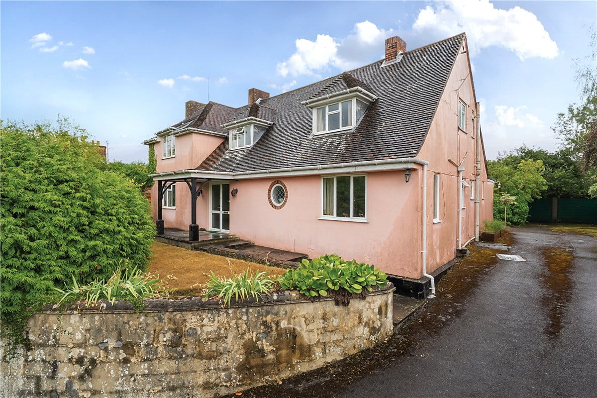 4 bedroom house, Wilcot Road, Pewsey SN9 - Sold STC