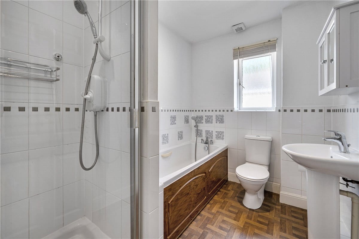 5 bedroom house, Lake View, Calne SN11 - Sold STC