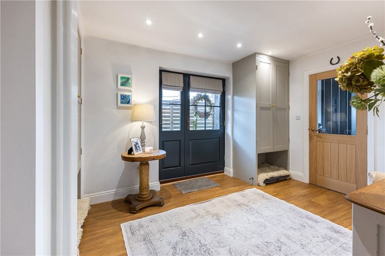 4 bedroom house, Blowhorn Street, Marlborough SN8 - Available