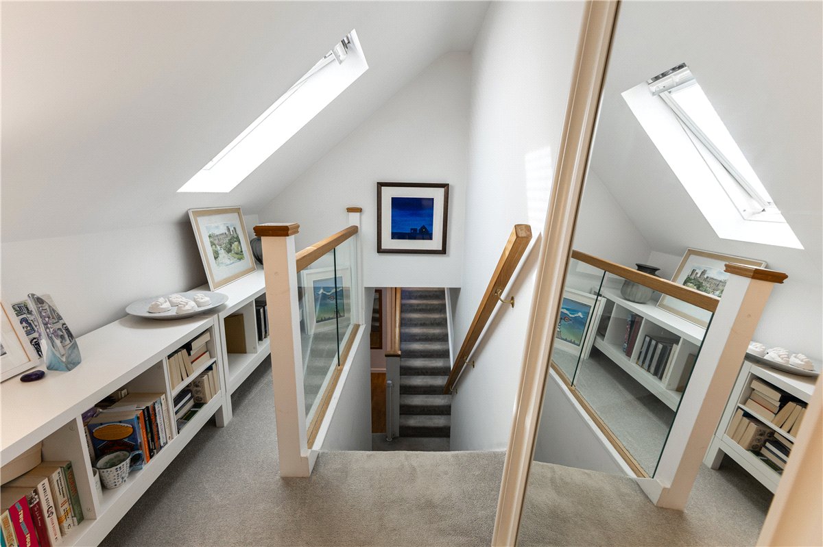 4 bedroom house, Blowhorn Street, Marlborough SN8 - Available