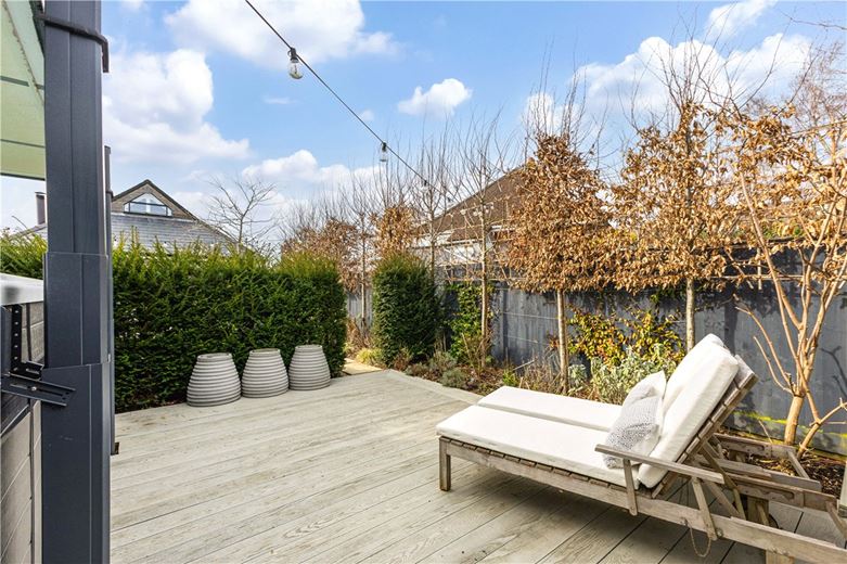 4 bedroom house, Blowhorn Street, Marlborough SN8 - Available