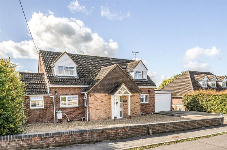 3 bedroom house, Manton Hollow, Manton SN8 - Available