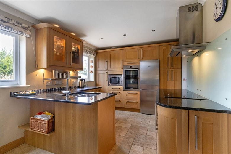 4 bedroom house, Ogbourne St. George, Marlborough SN8 - Available