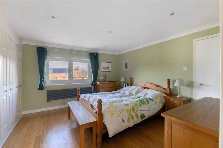 4 bedroom house, Ogbourne St. George, Marlborough SN8 - Available
