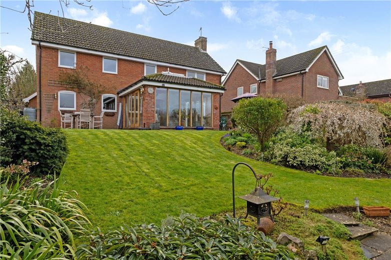 4 bedroom house, Ogbourne St. George, Marlborough SN8 - Available