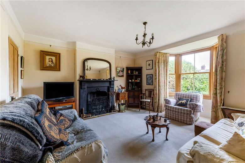 4 bedroom house, Salisbury Road, Marlborough SN8 - Available