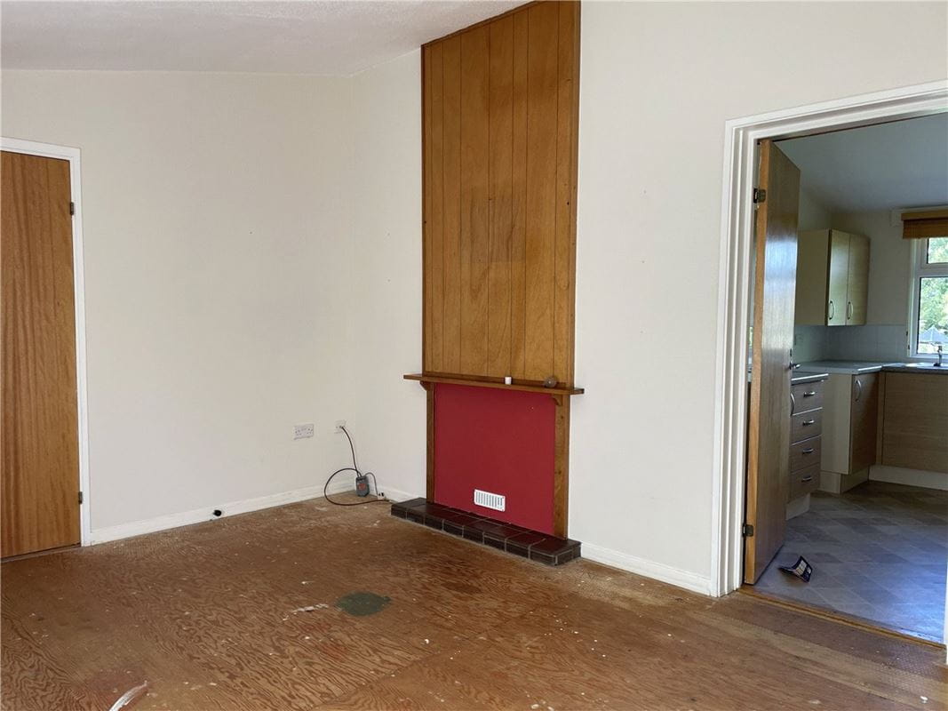 2 bedroom bungalow, Manton Close, Manton SN8 - Sold STC