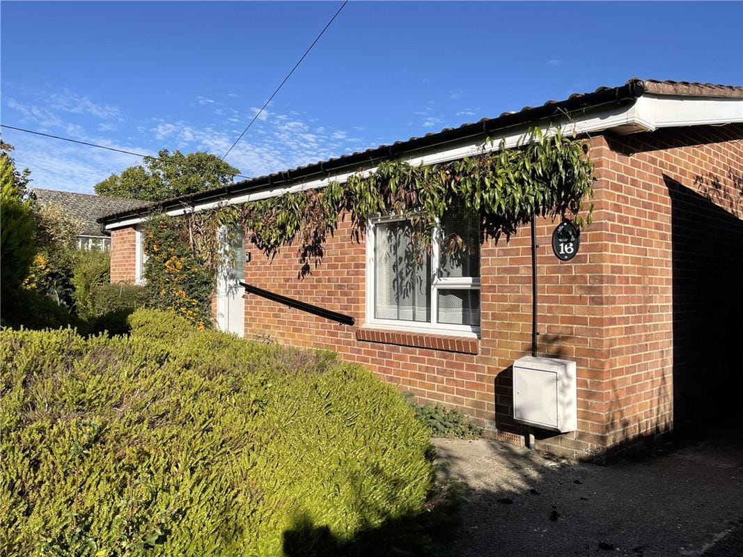 2 bedroom bungalow, Manton Close, Manton SN8 - Sold STC