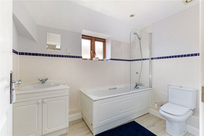 4 bedroom house, Cromwell Court, Marlborough SN8 - Available