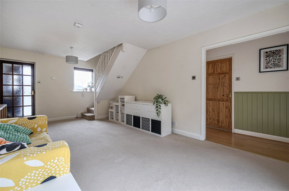 3 bedroom house, Five Stiles Road, Marlborough SN8 - Available