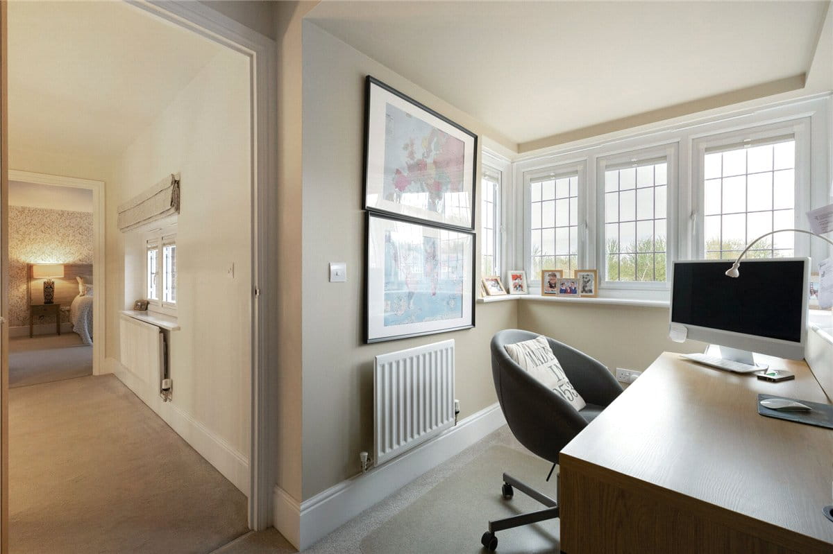 4 bedroom house, Jennings Road, Marlborough SN8 - Available