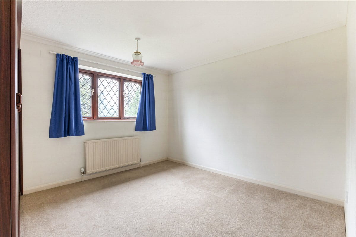 4 bedroom house, Manor Park, South Marston SN3 - Available