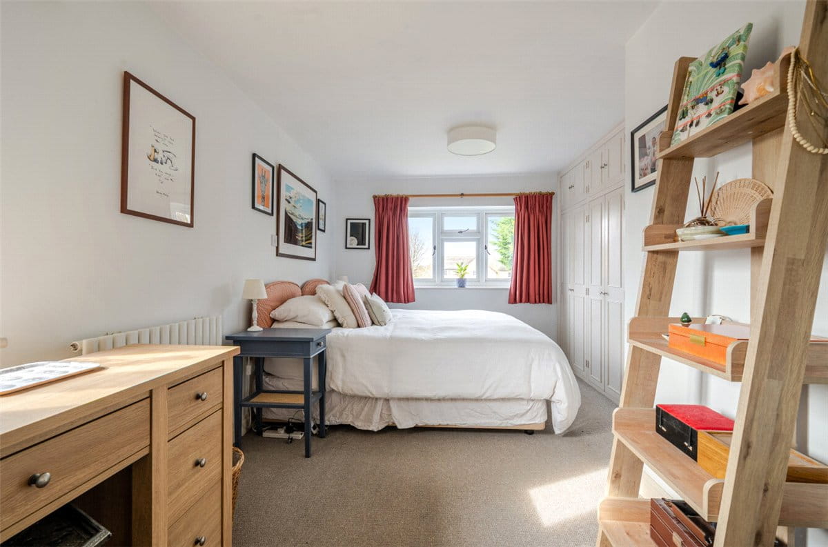 2 bedroom house, Dyers Yard, Ramsbury SN8 - Available