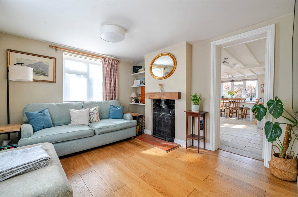 2 bedroom house, Dyers Yard, Ramsbury SN8 - Available