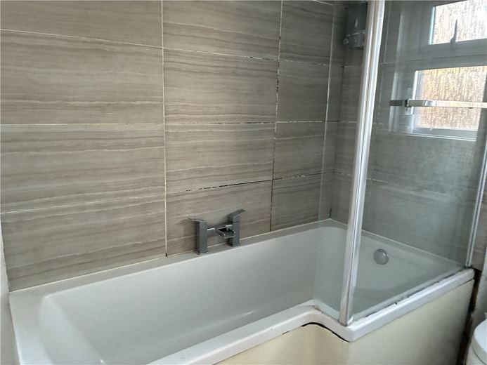 3 bedroom house, Burbage Road, Easton Royal SN9 - Available